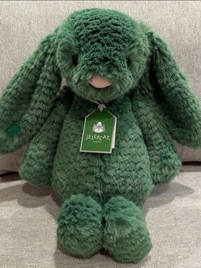 AUTHENTIC Jellycat Ireland Exclusive Blathnaid Bunny Medium NWT